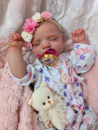 Reborn realizada con Génesis, horneado y barnizada
