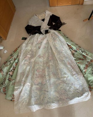 Traje de Fallera