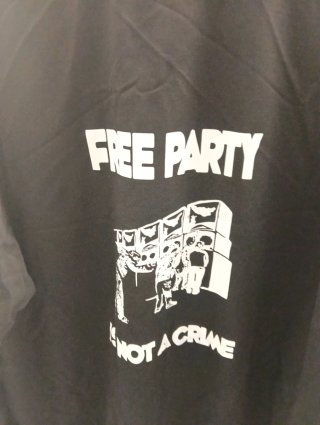 Sudadera fina  Free Party Against Racism XXL