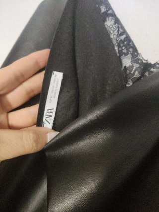 Vestido Lencero Polipiel Zara Negro