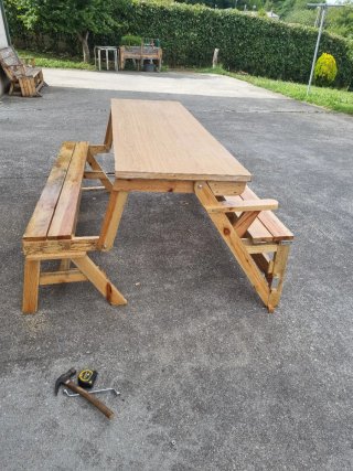 Banco y mesa de madera 2 en 1.ultima OPORTUNIDAD