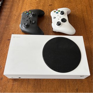 Xbox Series S Consola + 2 Mandos