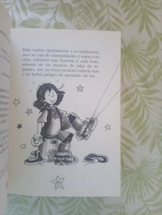 Kika Superbruja y la aventura espacial