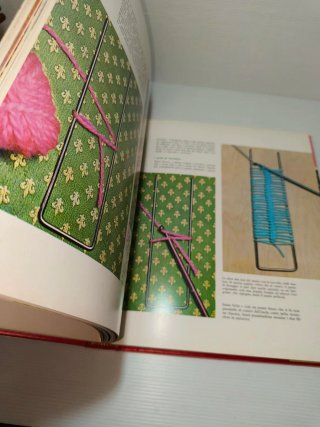Libro L'ago e il filo, originale anni 70