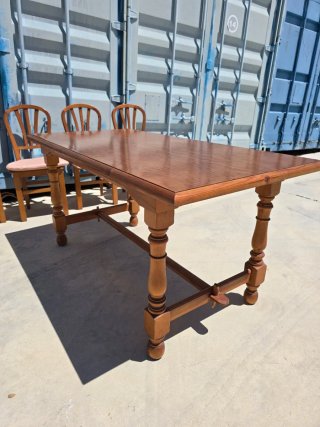 Mesa de comedor con 6 sillas ☎️683469031☎️