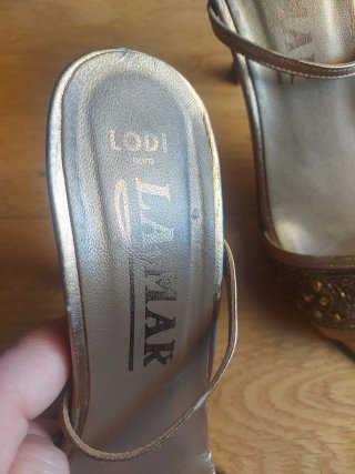 Sandalias de tacón Lodi dorados
