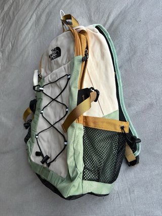 Mochila The North Face Borealis II Crema y Verde