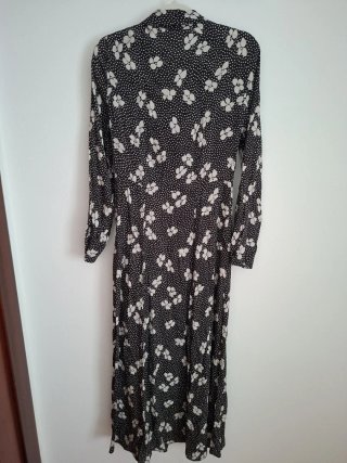 Vestido camisero estampado flores. Talla XS.