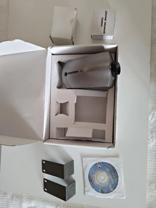 Cámara IP NC1000-W10 WiFi MPEG-4 Visión Nocturna