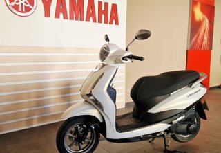 Yamaha D'elight 125 Scooter Blanca