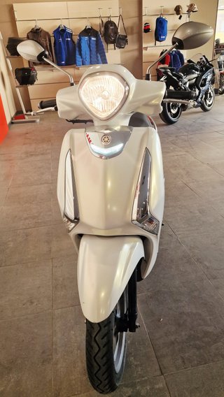 Yamaha D'elight 125 Scooter Blanca