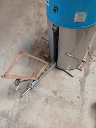 Desoperculadora Miel Thomas Cadenas