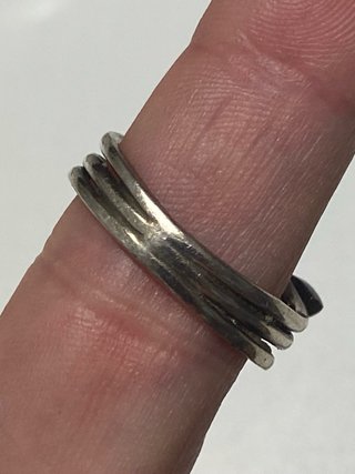 Anillo Plata con Piedras Rosas y Blancas