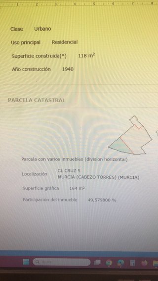 Casa para reformar completamente.