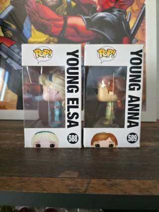 Funko Pop Frozen II Young Elsa y Young Anna