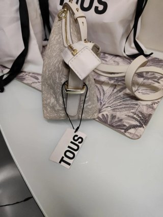 Bolso Tous Beige y Dorado,bandolera pequeña