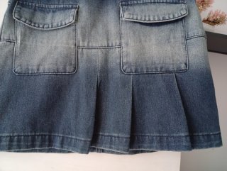 Falda mini vaquera con bolsillos