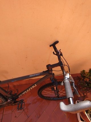 Bicicleta MTB B'Twin Negra