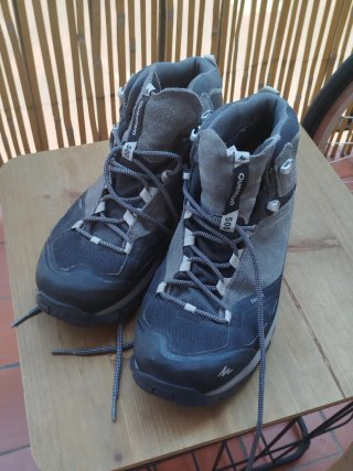 Botas Trekking Quechua Talla 44 Nuevas