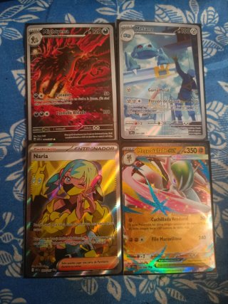 Cartas Pokémon Full Art Mightyena, Metang, Naria