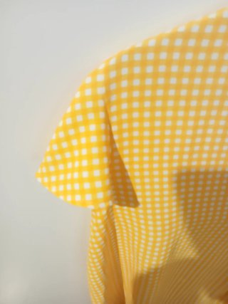 Blusa Cortefiel cuadros amarillo talla S