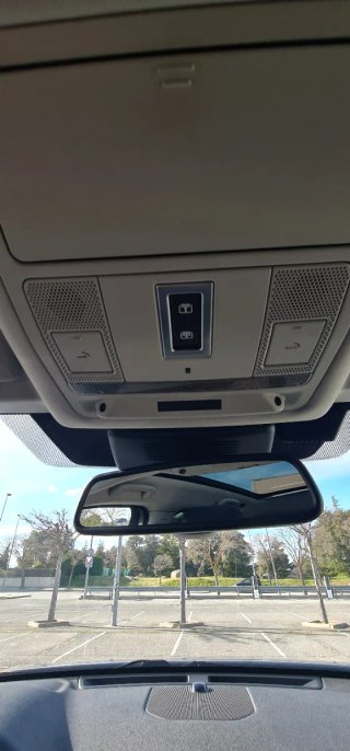 Land Rover Discovery Sport 2015