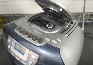 Radio CD Portátil Aiwa CSD-TD34