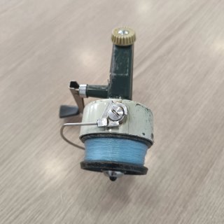 Carrete de pesca ABU Cardinal 77