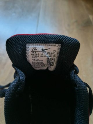 Nike Air  Talla 36.5 .