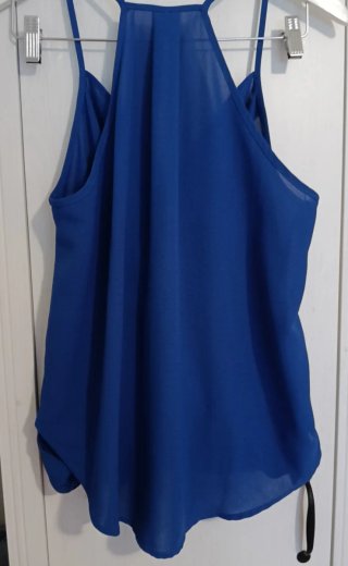 Blusa SHEIN azul con tirantes Talla M