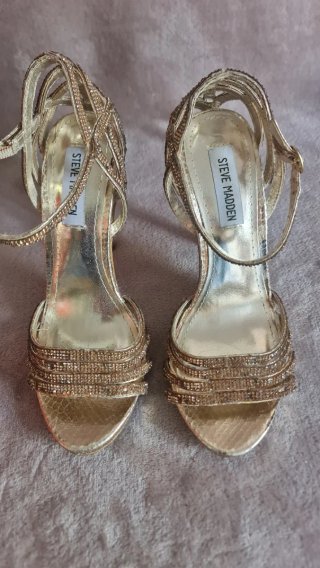 Sandalias Steve Madden Doradas