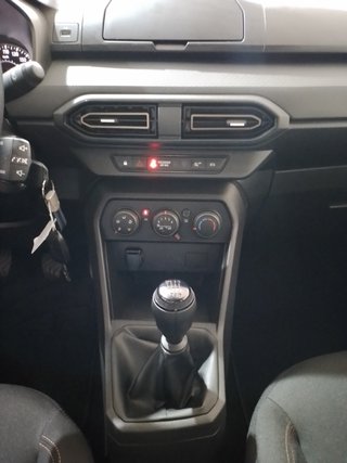 Dacia Sandero 2023 Stepway Essential 1.0 TCe 90