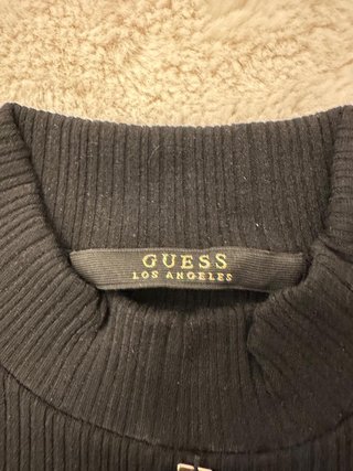Jersey Guess Negro Hombros Descubiertos