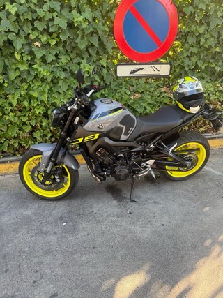 Yamaha MT-09 Naked Moto