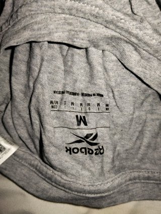 Camiseta Reebok Gris Talla M