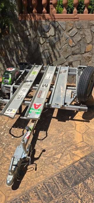 Remolque para 1 o 2 motos