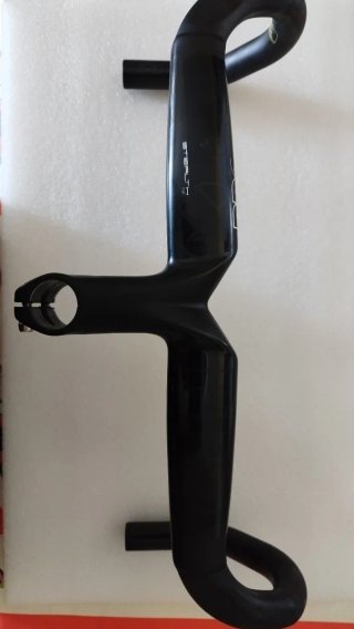 Manillar de carbono PRO