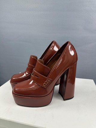 Zapatos ASOS tacón plataforma marrón charol