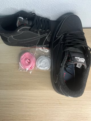 Zapatillas negras Talla 43 Nuevas en su caja