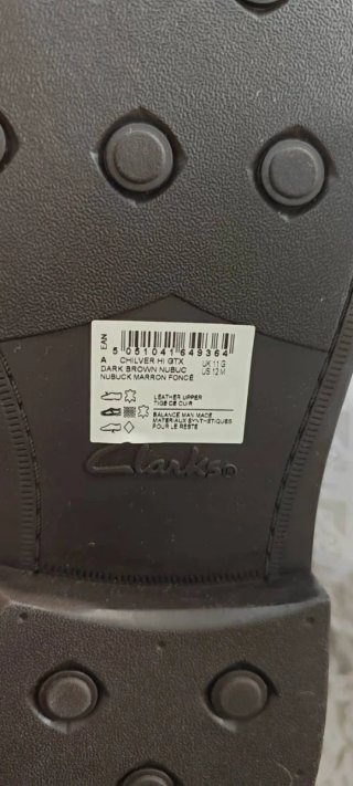 Botas Clarks Chilver Hi GTX Nobuk Marrón Oscuro