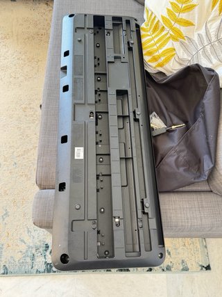 Pack completo - Yamaha PSR-E383 ¡Impecable!