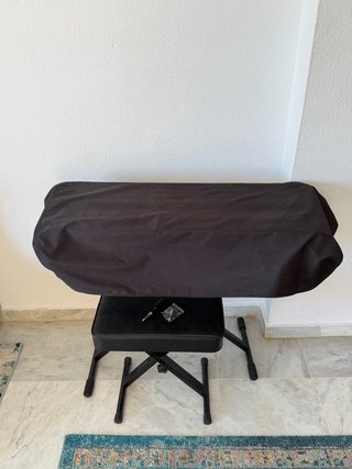 Pack completo - Yamaha PSR-E383 ¡Impecable!