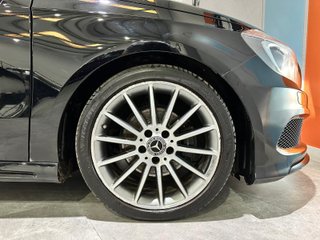 MERCEDES-BENZ Clase A 180 AMG Sport