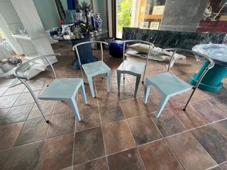 4 Sedie Dr. Glob Philippe Starck