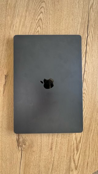 MacBook Air M2 15" · Midnight · Como nueva