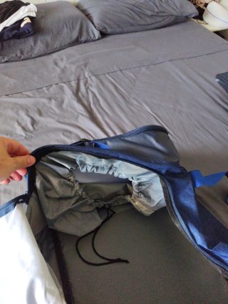 Bolsa de viaje Krypta azul y negra