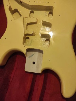 Cuerpo  guitarra stratocaster Nuevo + Pickguard