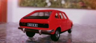 Renault 30 Norev 1/43