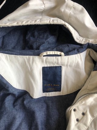 Chaqueta Anorak Beige con Capucha