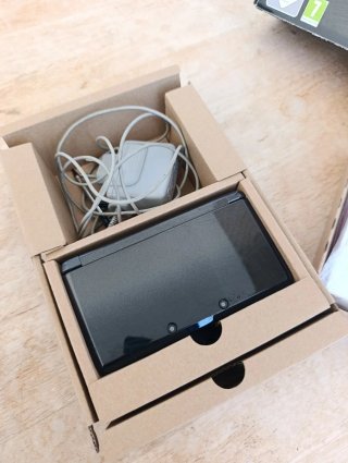 Consola Nintendo 3DS negra